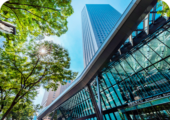 新宿住友ビル 三角広場の写真